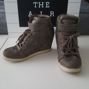 Candie's heeled shoes